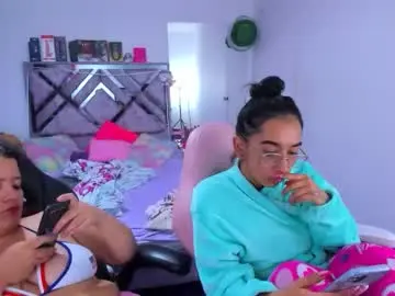 Chaturbate Sex Cam of naomi_johnson132