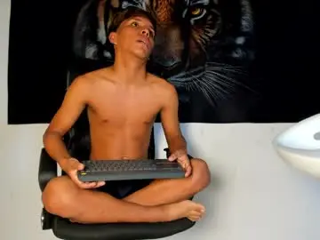 Chaturbate Sex Cam of tyler_navas