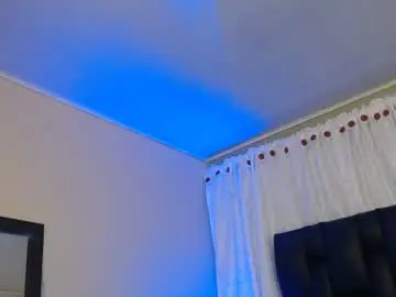 Chaturbate Adult Webcam of bella_lr