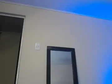 Chaturbate Live Porn of bella_lr