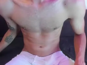 Chaturbate Nude Webcam of henrik_senn