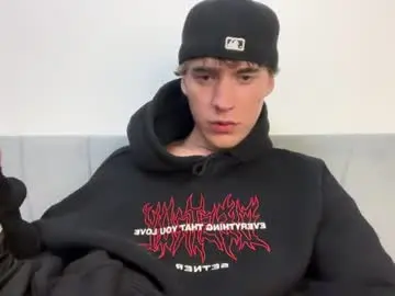 Chaturbate Watch Live Sex Cams of kevin_martin8