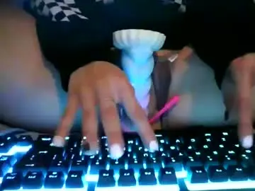Chaturbate Adult Video Chat of thepeachprincess