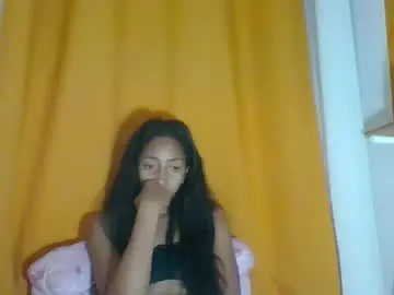 Chaturbate Live Sex Cam of belle_annah