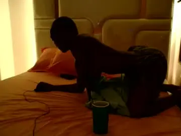 Chaturbate Sex Chat of melaninqueen02