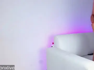 Chaturbate Free Porn Cam of hot_temptation21