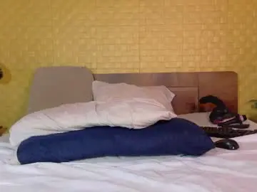 Chaturbate Watch Live Sex Cams of bigroundbooty_
