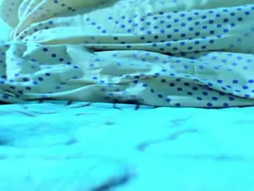 Chaturbate Live Sex Cam of boy_trans