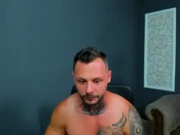 Chaturbate Free Porn Cam of brianhunts