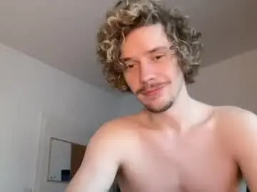 Chaturbate Live Porn of ironthud
