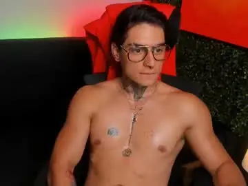 Chaturbate Adult Video Chat of simon_cortes