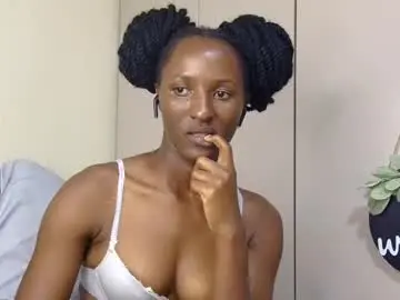 Chaturbate Live Sex of cee_queen
