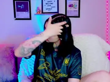 Chaturbate Free Live Porn of emily_lindey_