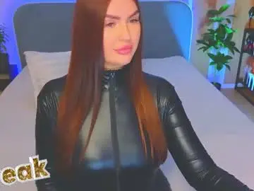 Chaturbate Live Sex Cam of kira_sexxx