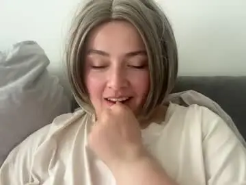 Chaturbate Watch Live Sex Cams of emily_morning_dew