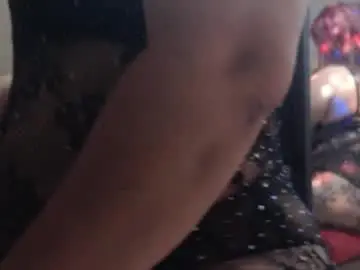 Chaturbate Live Sex Cam of karolbb21
