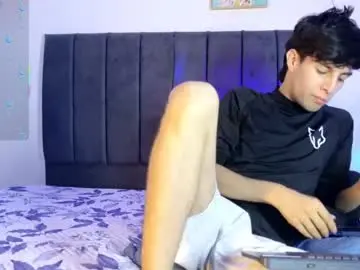 Chaturbate Free Live Porn of axxxel_twink