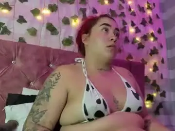 Chaturbate Live Sex Cam of aylamarttinez