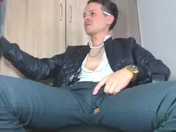 Chaturbate Live Porn of leonal_oconer