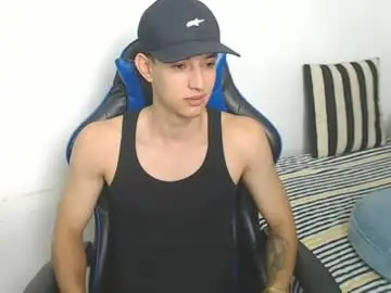 Chaturbate Watch Live Sex Cams of jake_shadow14