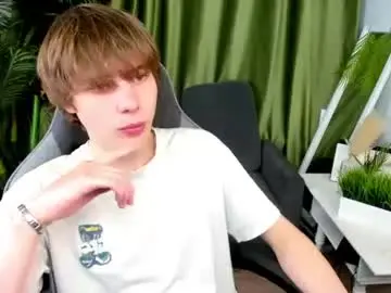 Chaturbate Sex Chat of andyjey_