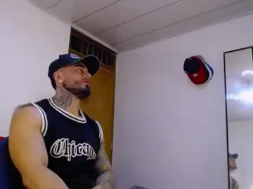 Chaturbate Nude Webcam of tommyblessd1