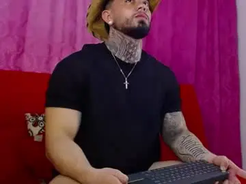 Chaturbate Sex Cam of tommyblessd1