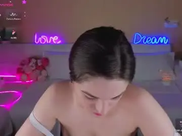 Chaturbate Live Sex Cam of camilla__1one