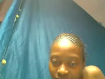 Chaturbate Free Porn Cam of marinagold69