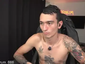 Chaturbate Live Sex of redrum_696