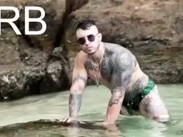 Chaturbate Best live sex cam show of dave_max93