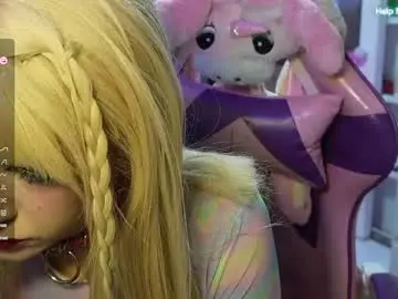 Chaturbate Live Sex Cam of kikilepetite