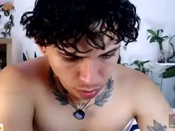 Chaturbate Live Sex Cam of no_face_69