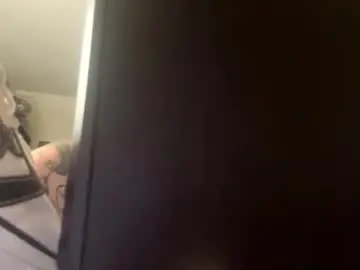 Chaturbate Free Porn Cam of xxxredxxs