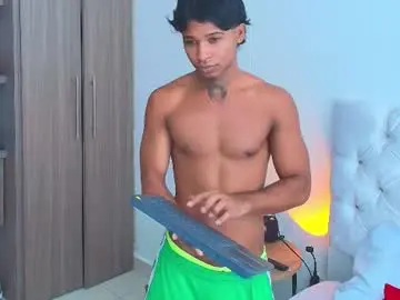 Chaturbate Adult Webcams of cassian_gold