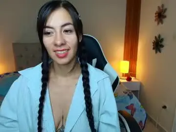 Chaturbate Best live sex cam show of emiily_skinny