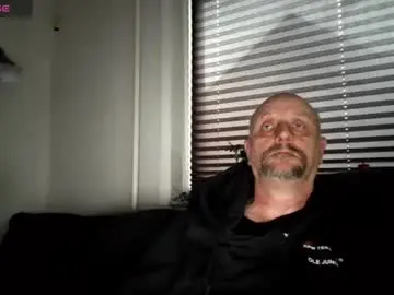 Chaturbate Sex Chat of hardmrlazy
