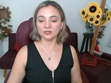 Chaturbate Free Live Porn of lilly_milf