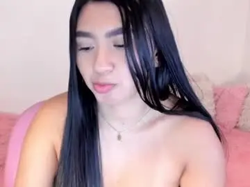 Chaturbate Live Sex Cam of shelly_rohades