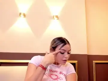 Chaturbate Best live sex cam show of milaowens