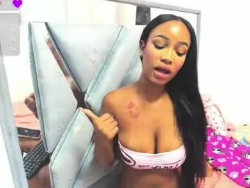 Chaturbate Free Porn Cam of julitpink