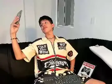 Chaturbate Watch Live Sex Cams of haku_ghospel