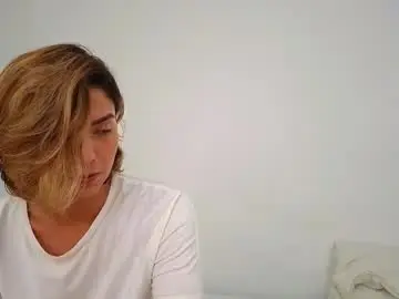 Chaturbate Sex Cam of skyamber8v2
