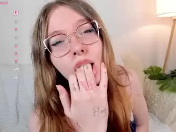 Chaturbate Nude Webcam of angee_