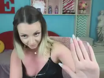 Chaturbate Live Sex Cam of wet_dakota
