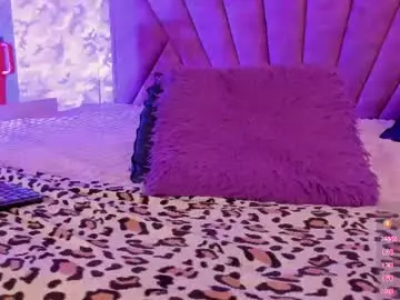 Chaturbate Best live sex cam show of lana_queen13