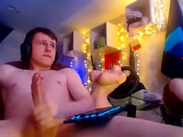 Chaturbate Live Sex Cam of dannyk5