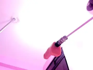 Chaturbate Watch Live Sex Cams of mature_bitch_monster_ass