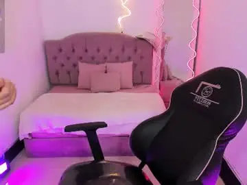 Chaturbate Best live sex cam show of zaafira_tay