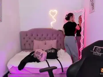 Chaturbate Best live sex cam show of zaafira_tay